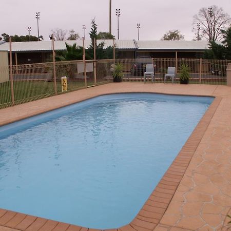Parkview Motor Inn Parkes Eksteriør bilde