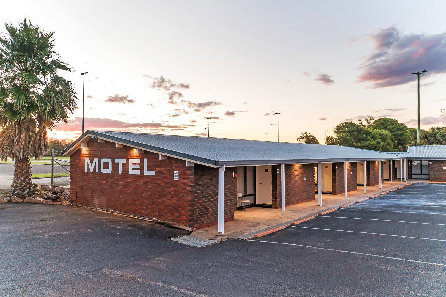 Parkview Motor Inn Parkes Eksteriør bilde