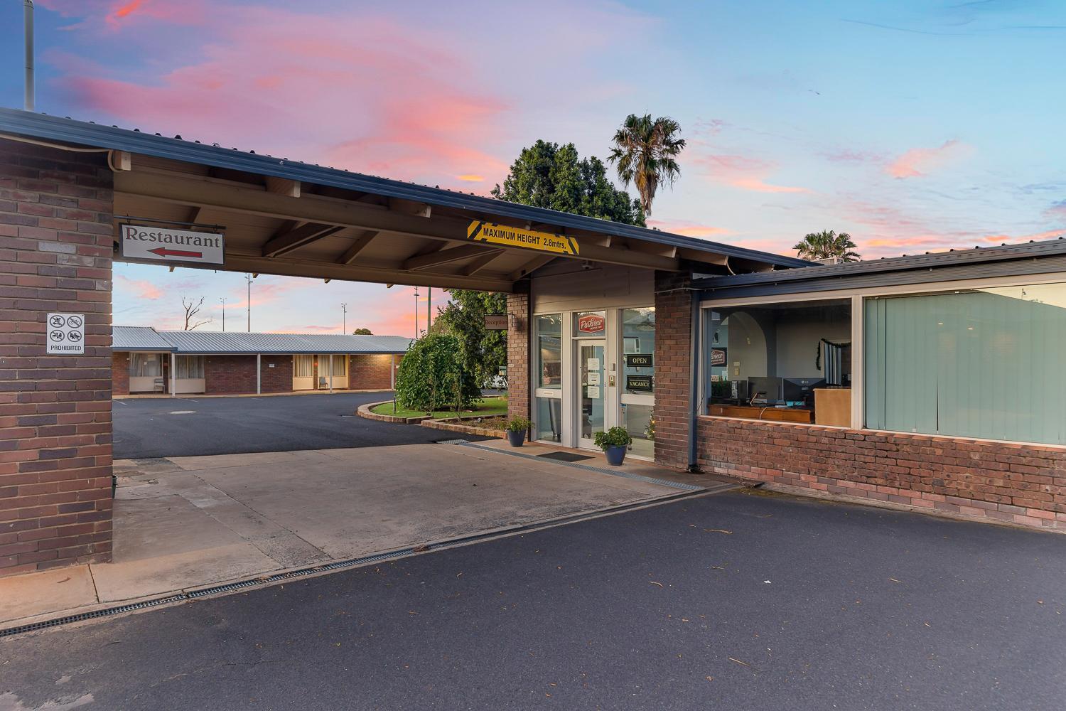 Parkview Motor Inn Parkes Eksteriør bilde